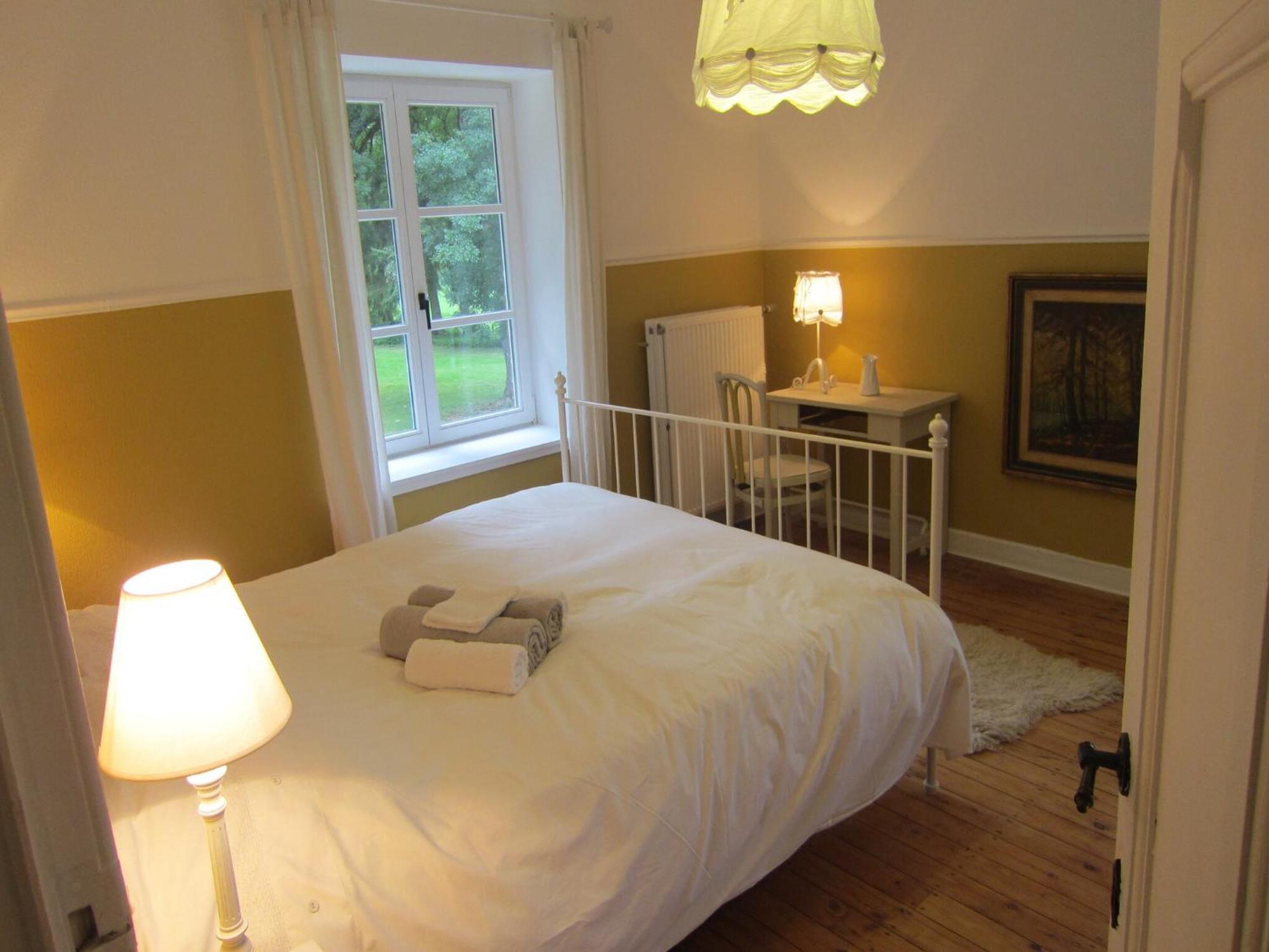 Delightful Castle In Bastogne With Bubble Bath Villa Luaran gambar